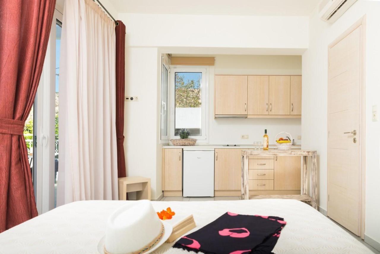 Hotel Sunshine Matala מראה חיצוני תמונה